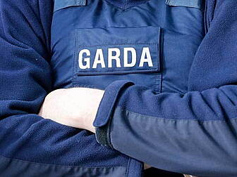 Senior Garda arrested for leak...